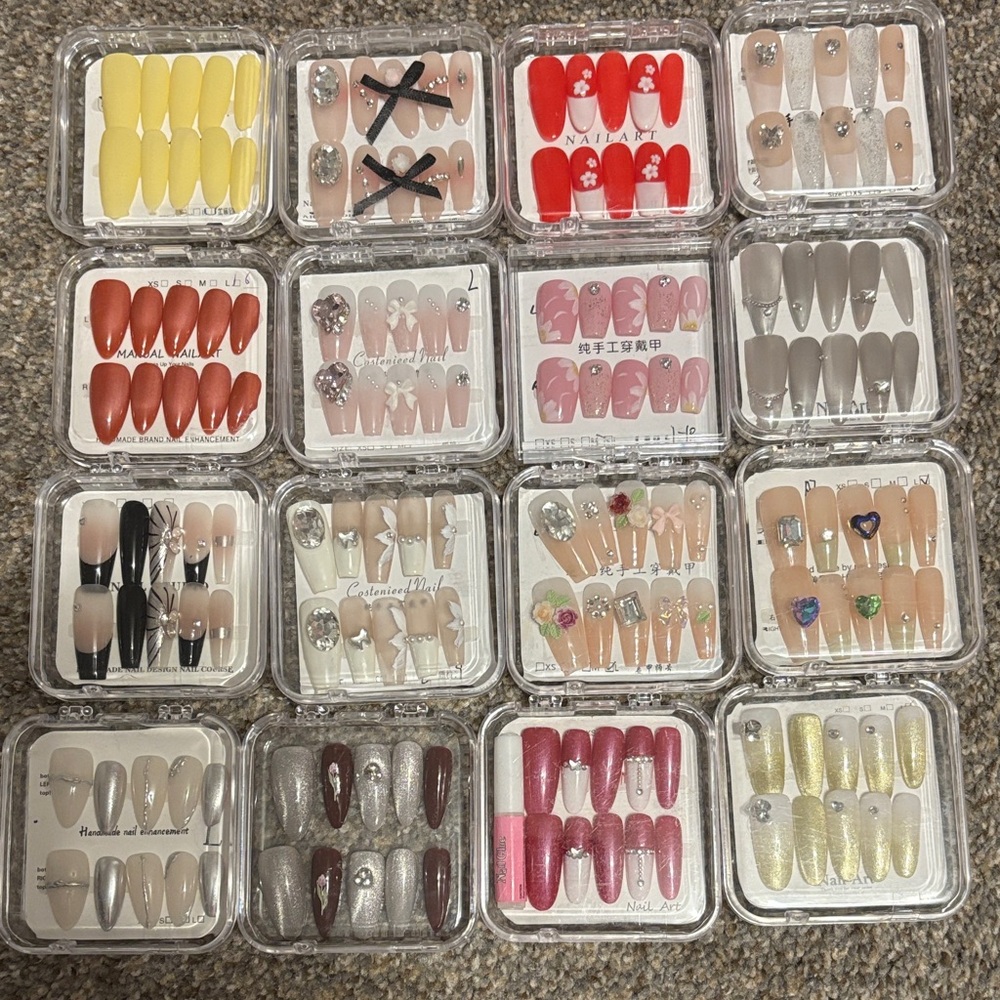 Assorted Press-On Nail Set Bundle — Mixed Colors & Designs